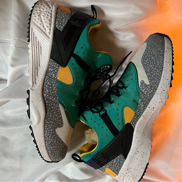 Nike Air Huarache Utility Safari Green size 15 - Picture 1 of 4